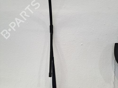Used Front windshield wiper arm FORD MONDEO V Turnier (CF) 2.0 TDCi (150 hp) 25613489