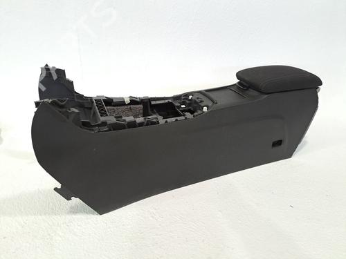 Used Middle console PEUGEOT 308 II (LB_, LP_, LW_, LH_, L3_) 2.0 BlueHDi 150 (150 hp) 23379905