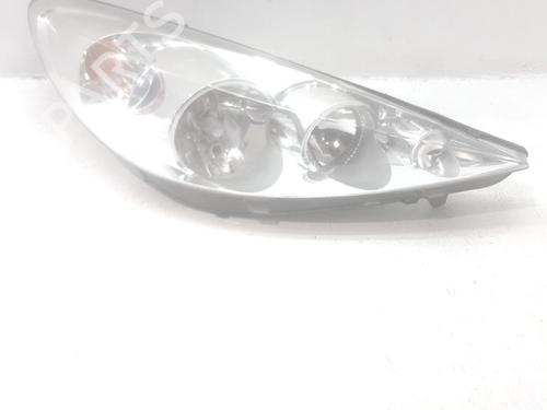 Used Right headlight Right headlight PEUGEOT 206+ (2L_, 2M_) 1.1 (60 hp) 33764786 33764786