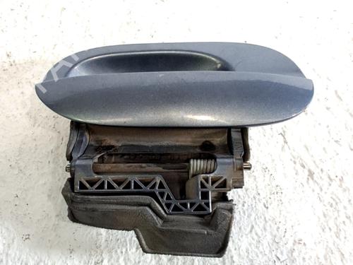 front-right-exterior-door-handle-bmw-5-e39-1995-1996-1997-1998-1999-2000-2001-2002-2003-32107533 main image