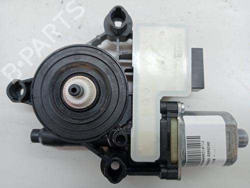 Used Right rear window motor SEAT ATECA (KH7, KHP) 1.0 TSI (116 hp) 23341278