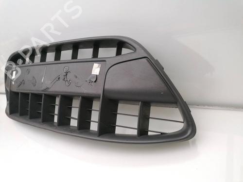 Grill FORD FIESTA VI (CB1, CCN) 1.6 Ti (134 hp) 23379543