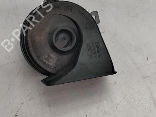 horn-fiat-500e-332_-2020-36540112 main image