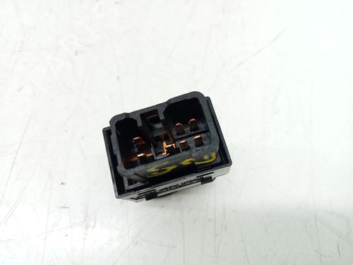 Right rear window switch KIA SORENTO I (JC) 2.5 CRDi | BP29228874I28 