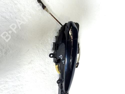 Używane Klamka zewnętrzna drzwi przednich prawych BMW 1 (E87) 118 d (122 hp) 29992076