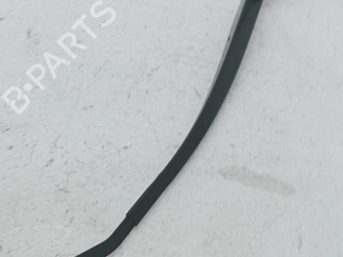 front-windshield-wiper-arm-kia-niro-ii-sg2-2022-40547506 main image