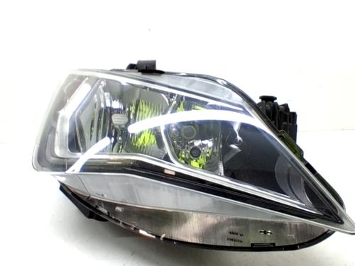Used Right headlight SEAT IBIZA IV ST (6J8, 6P8) 1.2 TSI (90 hp) 31916074