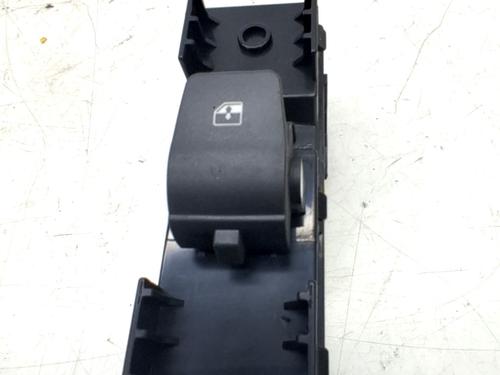 left-rear-window-switch-hyundai-i30-pde-pd-pden-2016-36015578 main image