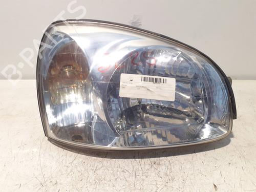 Used Right headlight HYUNDAI SANTA FÉ I (SM) 2.0 CRDi 4x4 (113 hp) 25988724
