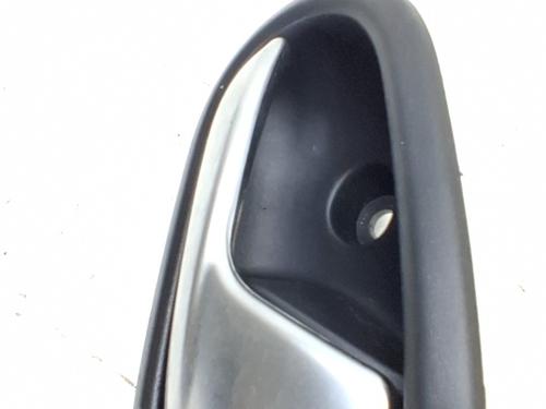 rear-right-interior-door-handle-dacia-sandero-ii-2012-36317944 main image