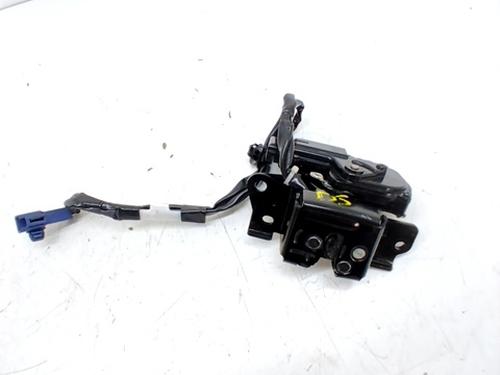 Używane Zamek klapy tylnej / bagażnika LEXUS CT (ZWA10_) 200h (ZWA10_, ZWA10R) (136 hp) 30337217