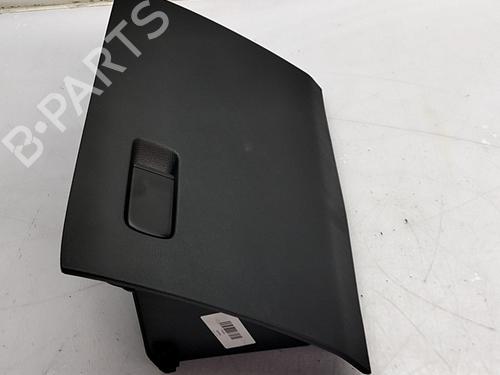 Used Glove box Glove box MG MG ZS SUV (AZS1) 1.5 VTi (106 hp) 35947212 35947212