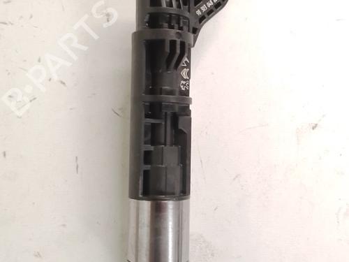 Used Injector Injector OPEL CORSA F (P2JO) 1.2 (68) (101 hp) 39556714 39556714