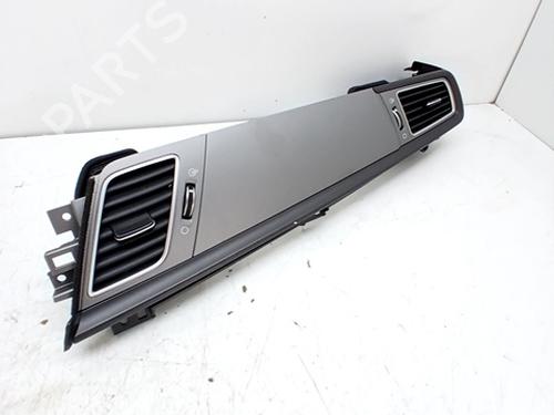 Used Air vent KIA NIRO I (DE) 1.6 GDI Hybrid (141 hp) 30338009