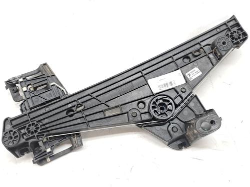 Used Rear right window mechanism PEUGEOT 2008 II (UD_, US_, UY_, UJ_, UR_, UC_) 1.2 PureTech 100 (USHNK) (101 hp) 29325905