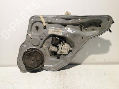 Lève-vitre arrière droit SEAT LEON (1M1) 1.9 TDI (110 hp) 25459503