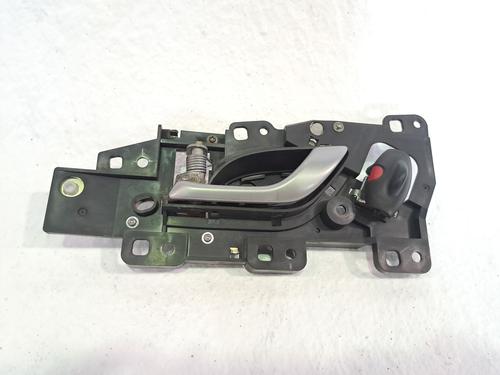 Used Front left interior door handle HONDA CIVIC VIII Hatchback (FN, FK) 2.2 CTDi (FK3) (140 hp) 29557428