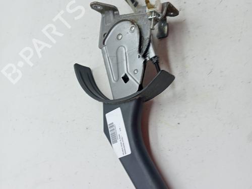 Used Hand brake NISSAN MICRA III (K12) 1.2 16V (80 hp) 23348869