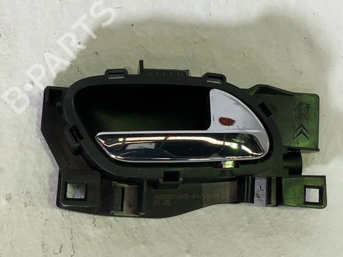 Used Rear right interior door handle Rear right interior door handle 38418612 38418612