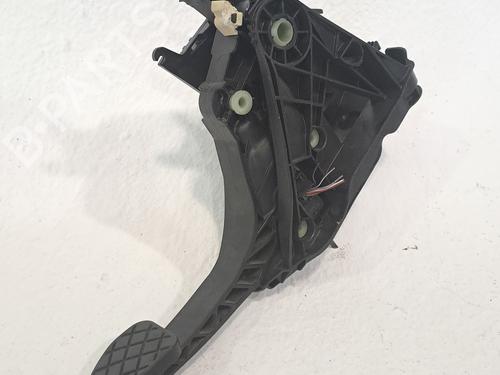Used Clutch pedal VW GOLF VII (5G1, BQ1, BE1, BE2) 1.4 TSI (125 hp) 26315486