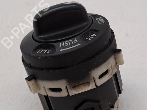 Electronic module NISSAN NAVARA NP300 (D40) 2.5 dCi 4WD | BP25248758M83