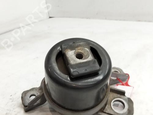 Used Engine mount Engine mount LAND ROVER RANGE ROVER EVOQUE (L538) 2.0 D 4x4 (150 hp) 39555820 39555820