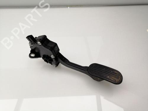 Used Pedal TOYOTA HILUX VIII Pickup (_N1_) 2.4 D 4WD (GUN125_, GUN125R) (150 hp) 26315853