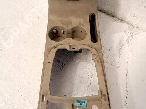 Midtkonsoll Midtkonsoll HYUNDAI SANTA FÉ II (CM) 2.2 CRDi 4x4 (155 hp) 33767232 33767232