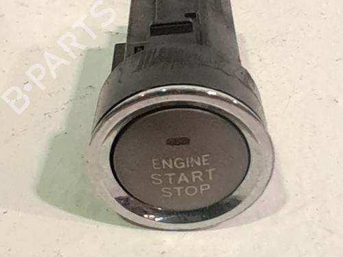 switch-lexus-is-ii-_e2_-2005-2006-2007-2008-2009-2010-2011-2012-2013-35968318 main image