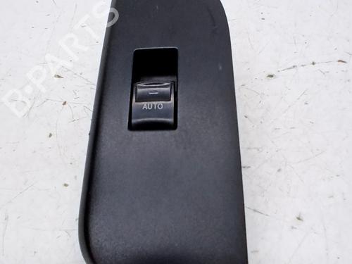 Used Right front window switch Right front window switch 38417067 38417067
