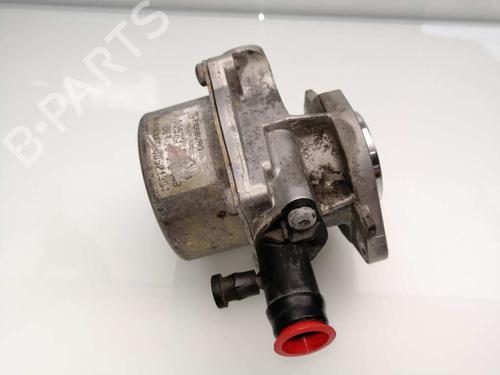 Used Vacuum pump RENAULT KANGOO Express (FW0/1_) 1.5 dCi 70 (FW0A, KW0V) (68 hp) 23377556