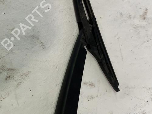 Bagrudeviskerarm Bagrudeviskerarm RENAULT KADJAR (HA_, HL_) 1.3 TCe 140 (HLNB, HLN1) (140 hp) 33767428 33767428