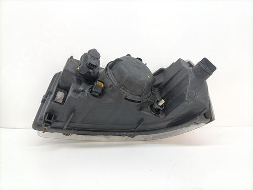 Right headlight LAND ROVER FREELANDER I (L314) 2.0 DI 4x4 | BP26674934C29 