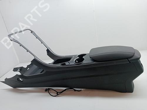 Used Armrest / Center console FORD MONDEO V Saloon (CD) 2.0 Hybrid (188 hp) 23346460