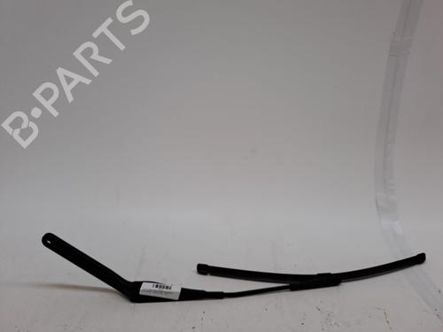 Used Front windshield wiper arm BMW 1 Coupe (E82) 123 d (204 hp) 23364273