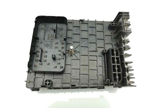 Used Fuse box VW PASSAT B5.5 Variant (3B6) 1.9 TDI (130 hp) 24188012