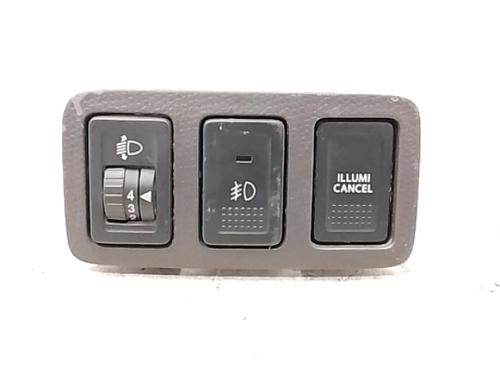 Used Headlight switch Headlight switch SUZUKI SWIFT III (MZ, EZ) 1.3 DDiS (RS413D) (69 hp) 40550629 40550629