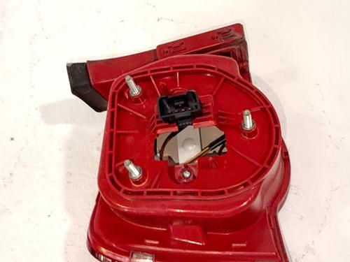 Right taillight VW PASSAT B6 (3C2) 2.0 TDI 16V | BP36015864C35 - Image 2