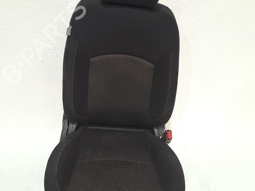 Used Right front seat MITSUBISHI ASX (GA_W_) 1.6 DI-D (114 hp) 23976471