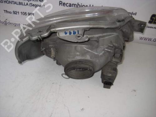 Left headlight RENAULT TRAFIC II Van (FL) 2.5 dCi 135 (FL0D) | BP25988006C28 