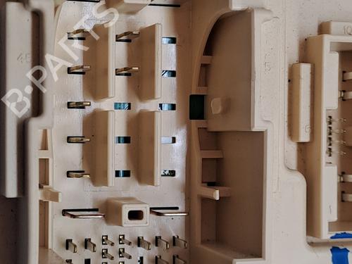 Fuse box HYUNDAI TUCSON (TL, TLE) 1.6 GDi | BP23287654E1 