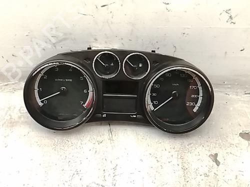 Used Instrument cluster Instrument cluster 36666332 36666332