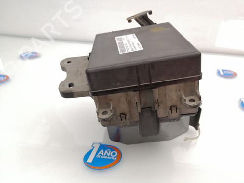 Zekeringkast SUZUKI GRAND VITARA II (JT, TE, TD) 1.9 DDiS All-wheel Drive (JT419, TD44, JB419WD, JB419XD,... (129 hp) 23874070