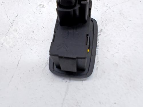Right front window switch CITROËN C5 I (DC_) 2.0 HDi (DCRHZB, DCRHZE) | BP38418725I26 - Image 2