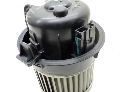 Used Heater blower motor Heater blower motor OPEL CORSA F (P2JO) 1.2 (68) (131 hp) 33766183 33766183