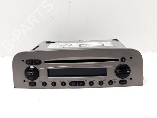 Used Radio ALFA ROMEO 147 (937_) 1.9 JTD (937.AXF1A, 937.BXF1A) (101 hp) 32107265