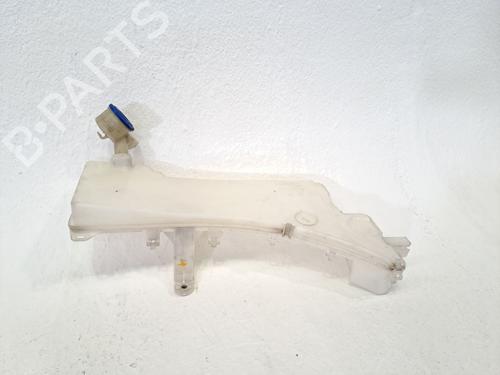 Used Windscreen washer tank DS DS 7 Crossback (J4_, JR_, JC_) 1.6 PureTech 180 (J45GFR) (180 hp) 27557259