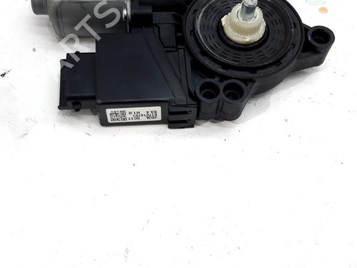 Used Left front window motor Left front window motor KIA CEE'D (JD) 1.0 T-GDI (100 hp) 34331242 34331242
