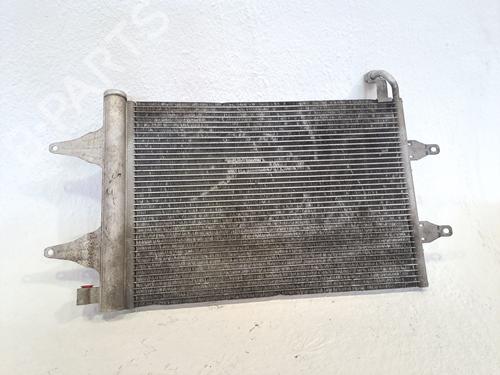 Radiateur de ac VW POLO IV (9N_, 9A_) 1.2 (60 hp) 27378065