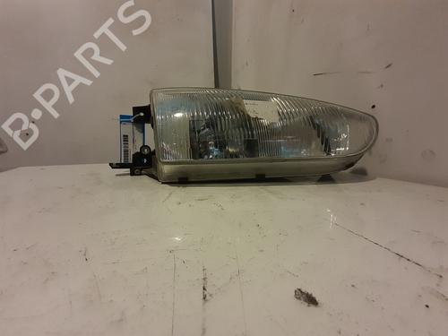 Used Right headlight HYUNDAI LANTRA II (J-2) 1.6 16V (114 hp) 25457790